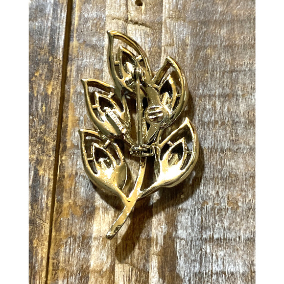Vintage Gerry’s Gold Tone Leaf Brooch Pin Signed 2” - Picture 6 of 10